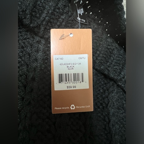 Denver Hayes Women's Knitted Poncho - Picture 6 of 7